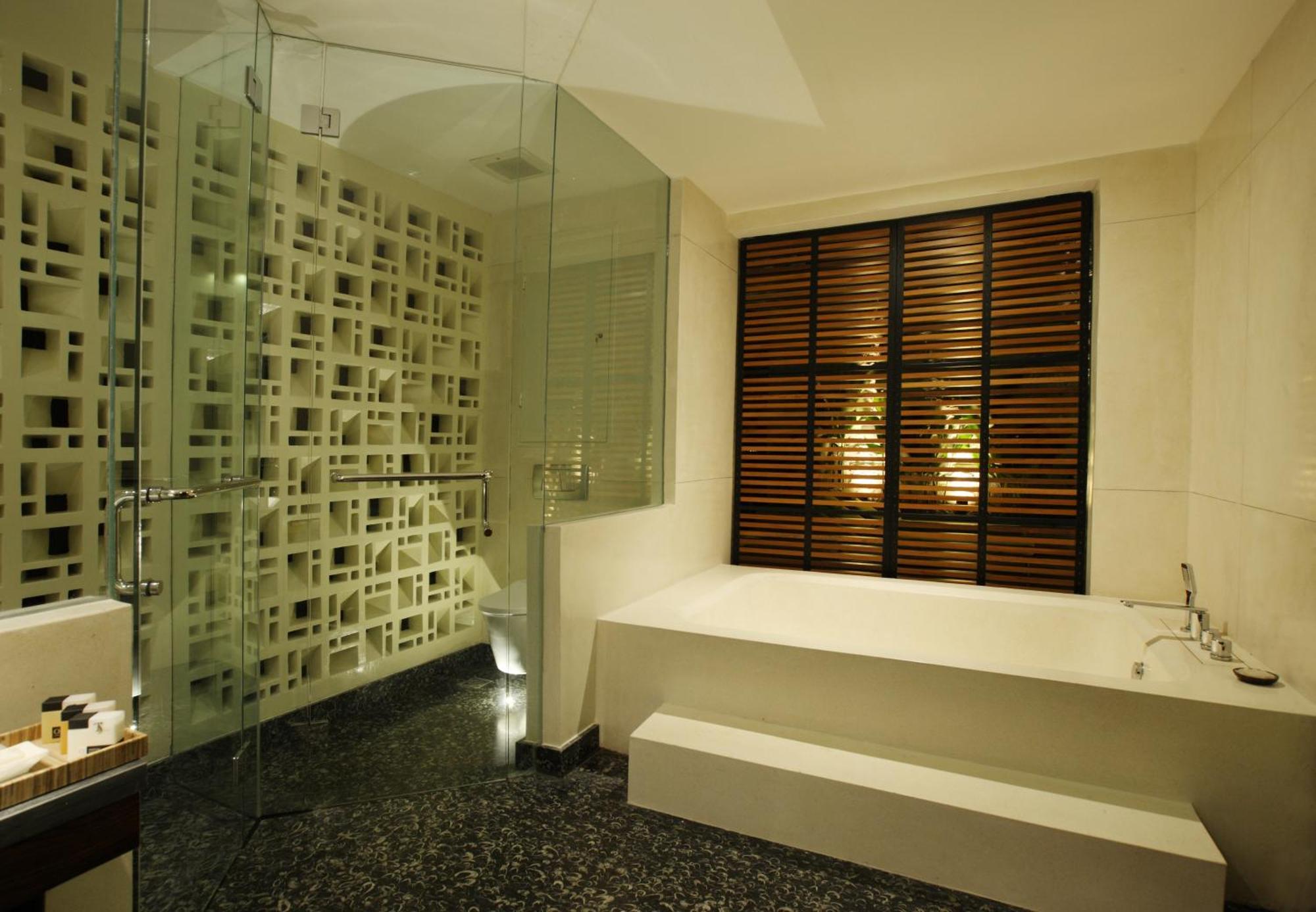 Ts Suites Seminyak  Exterior photo Bathroom